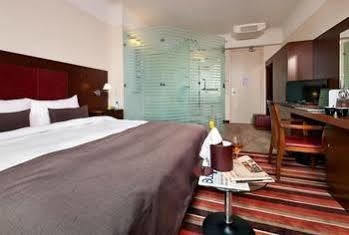 Best Western Plus Grand Winston Rijswijk Ngoại thất bức ảnh